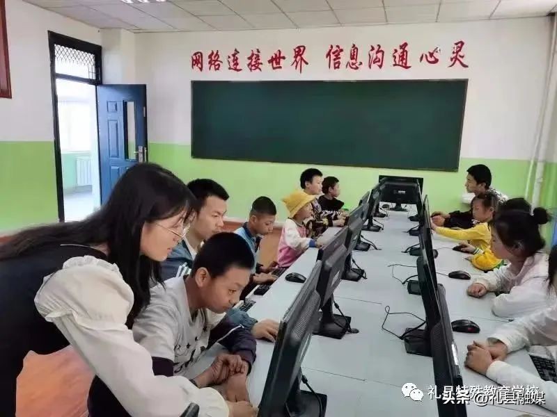 鐖卞績娴囩亴闈欏緟鑺卞紑,鐢ㄥ績鑱嗗惉闈欏緟鑺卞紑鐗规畩鏁欒偛瀛︽牎