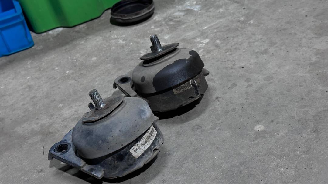 06年丰田霸道汽车翻新全过程,从山西拉回来的车