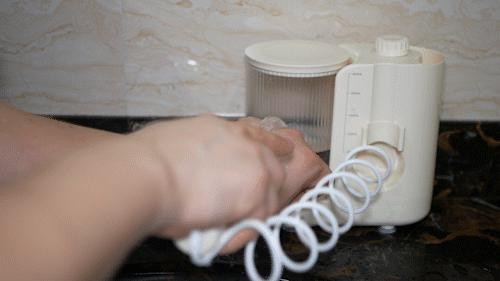 全家人的深层口腔清洁保障，OcareLink智能家庭款冲牙器