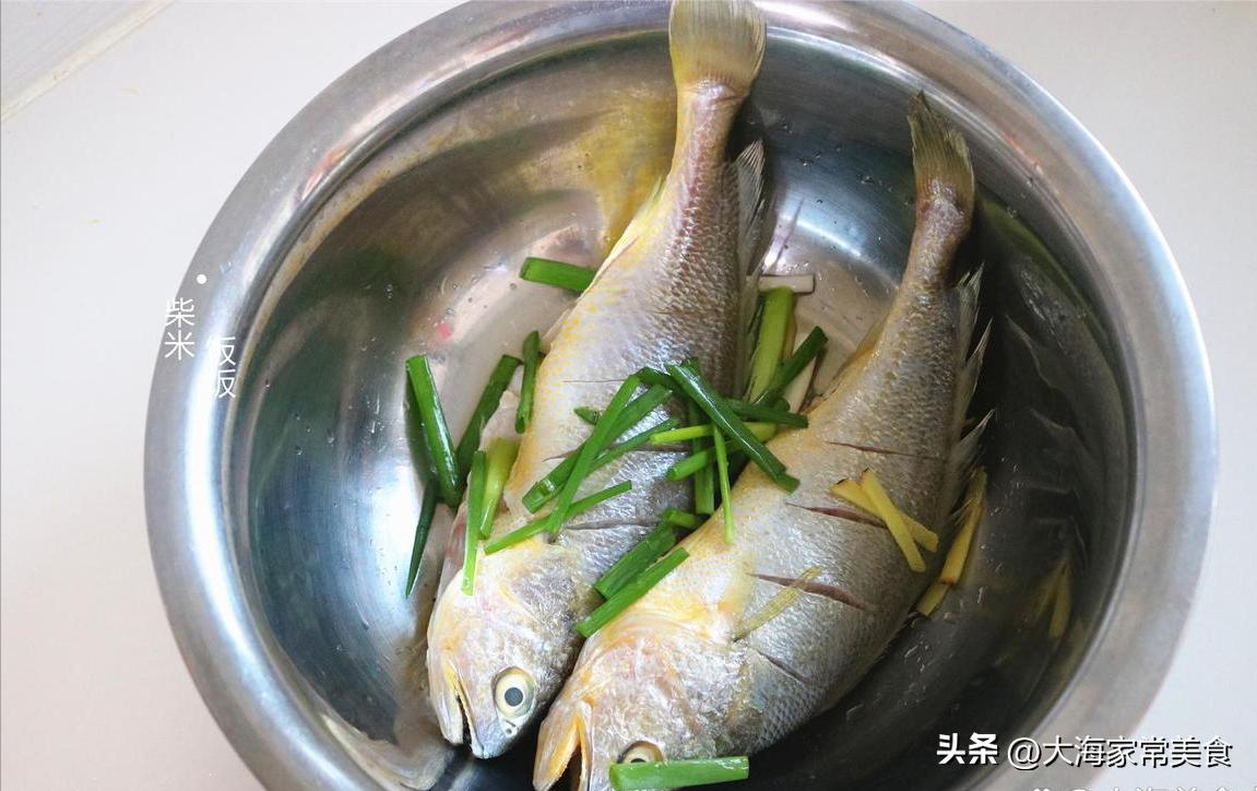 黄花鱼怎么炸比较酥脆,炸黄花鱼粘锅怎么回事