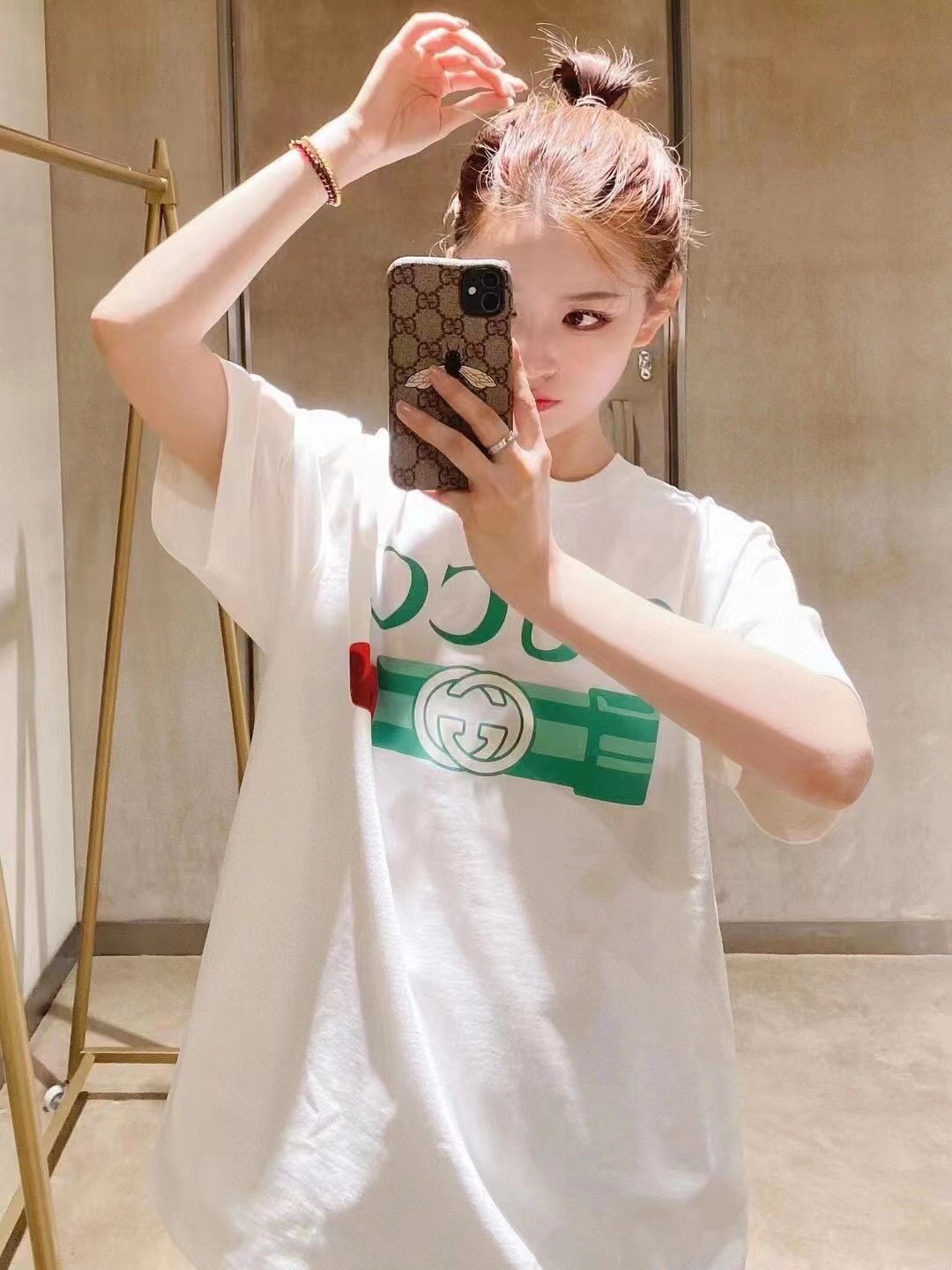 古驰gucci口红短袖,gucci猫头刺绣亮片短袖t恤