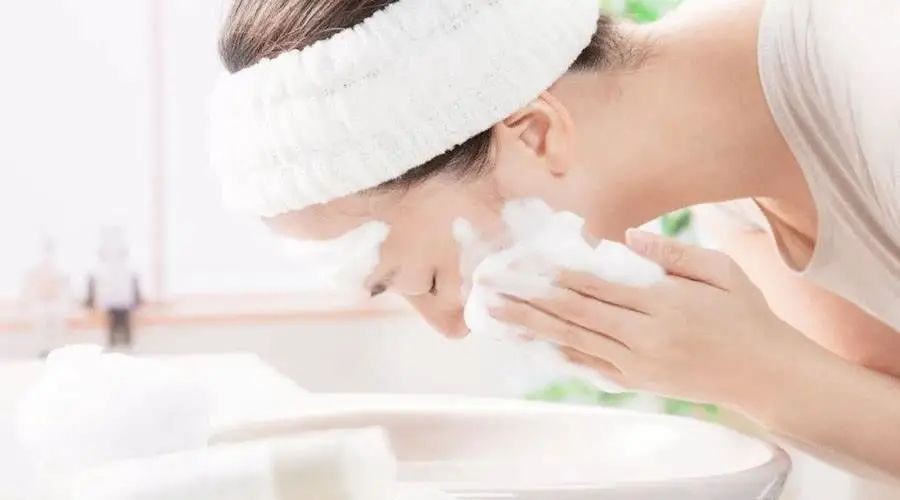 FACHIOO法驰欧露娜美肤花洒：拒绝无效护肤，你真的做对了吗？