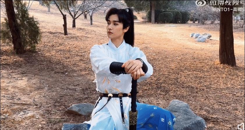 泰国喜欢异性的男星,泰国帅哥爱情故事