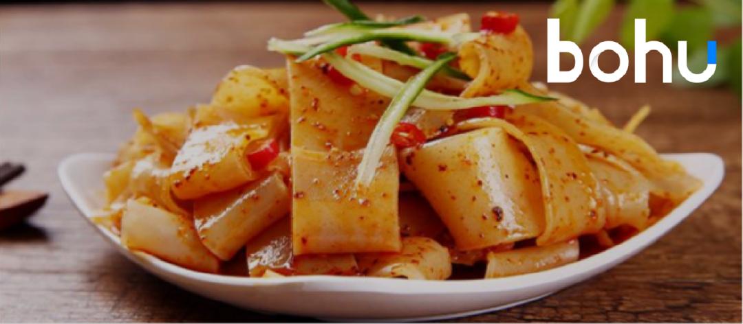 红油面皮劲道爽口,今日的红油面皮