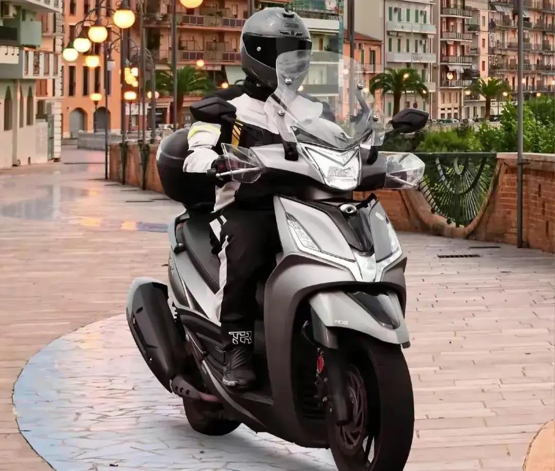 光阳ct250和racingx150比较价格差不多,2021年光阳250踏板车多少钱