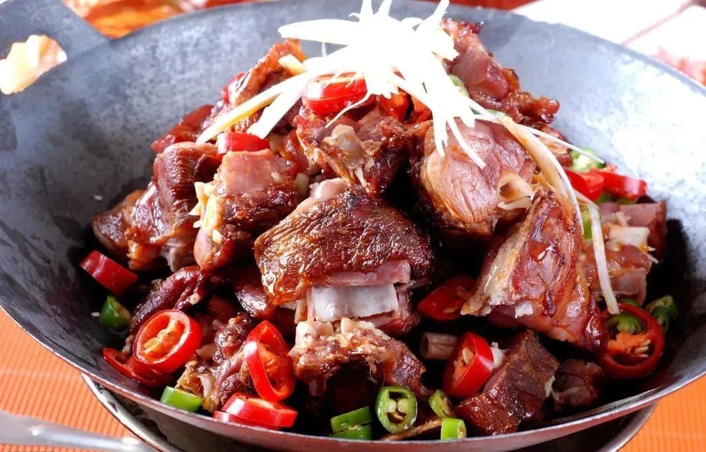 嘀嘀——今日白露，“贴秋膘专线”已开通，小伙伴们快上车！