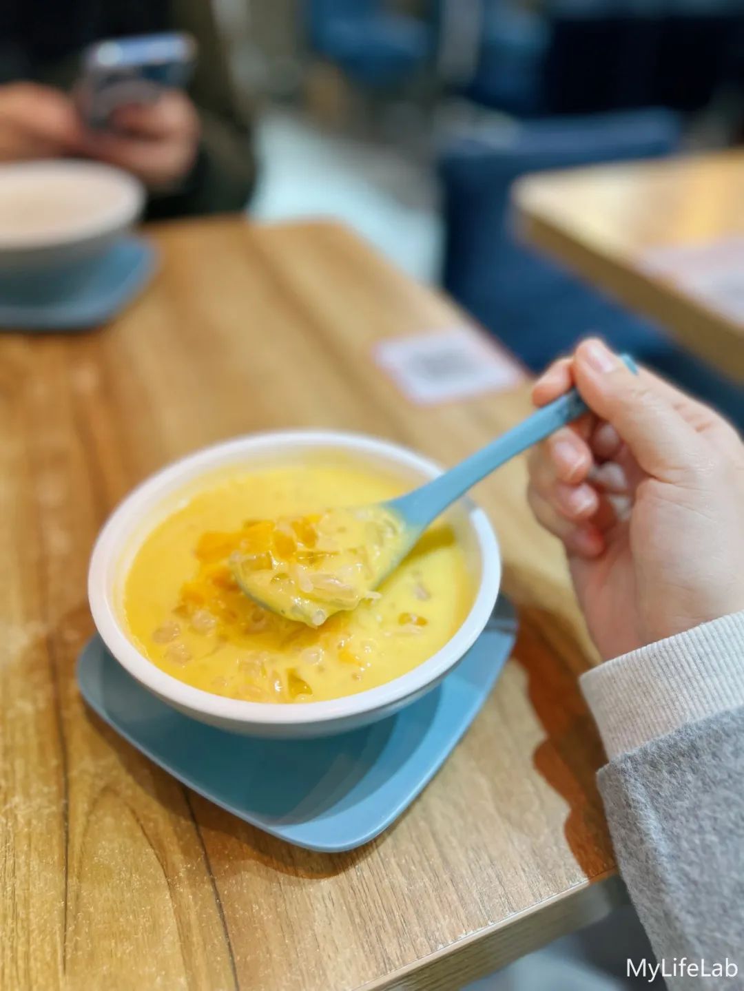 在3000+一晚的酒店吃泡面，澳门半日游耗尽电量...这个春节不一般