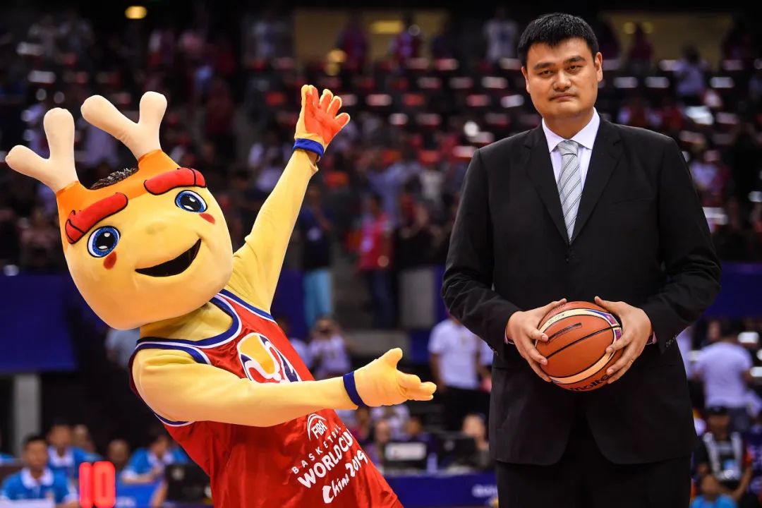 中国男篮计划归化球员,姚明谈男篮归化