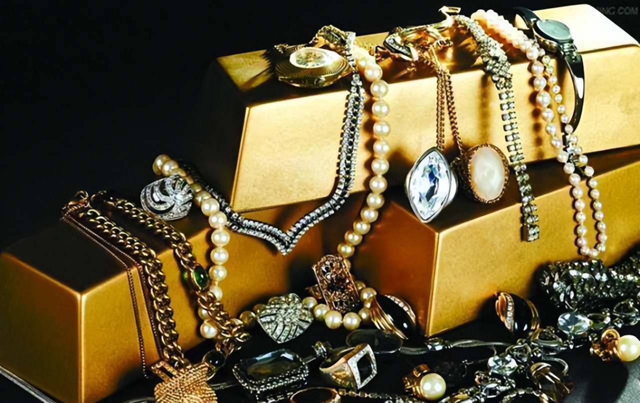 最不值得在实体店买的几种商品 (实体店买东西要注意哪些)