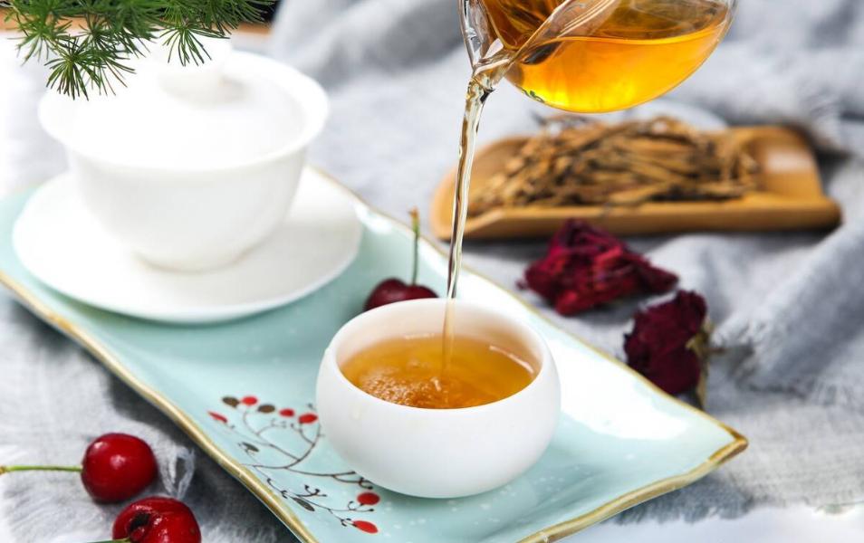 在网上买茶好还是在实体店,为什么网购茶吧机比实体店便宜