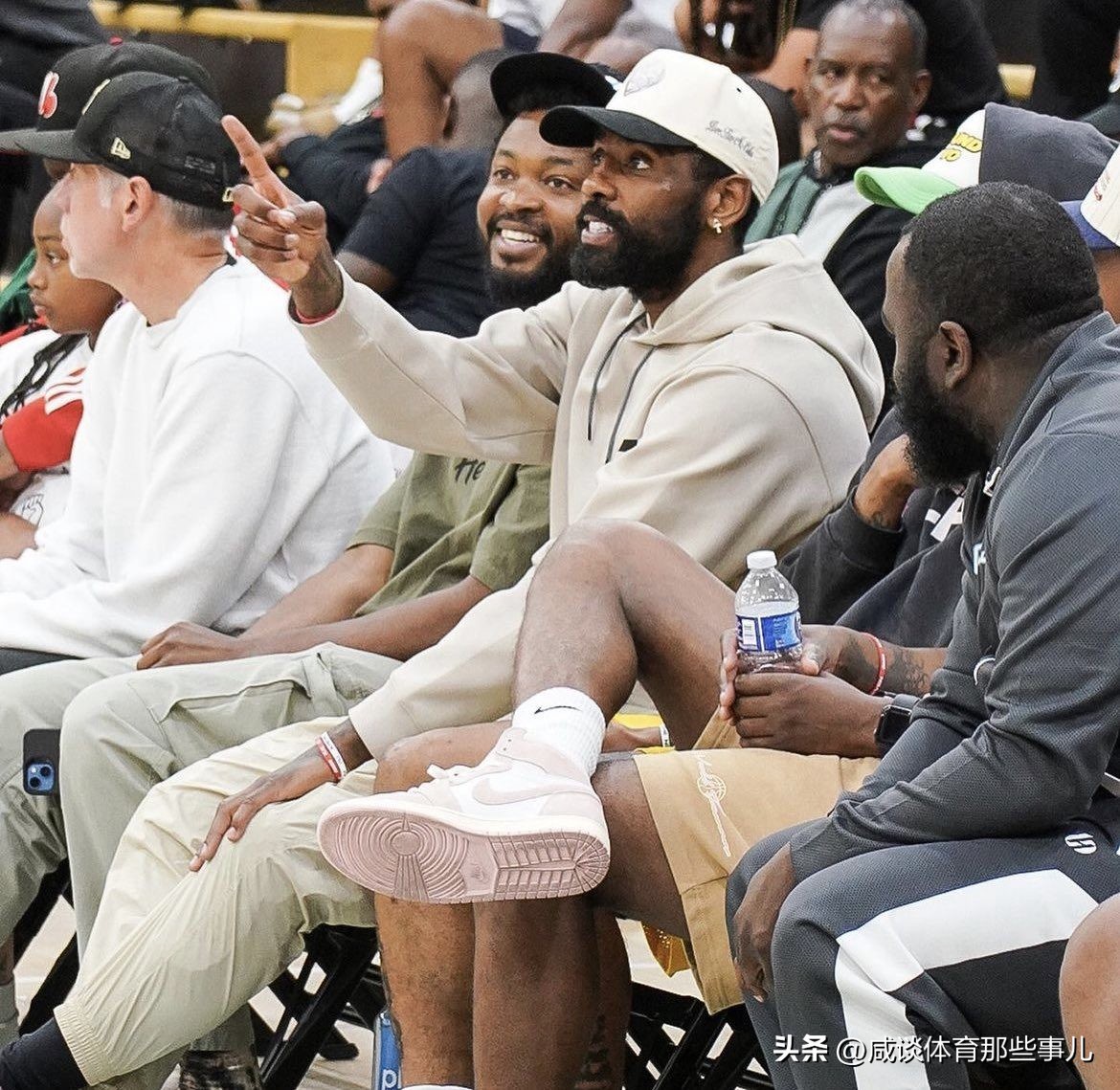 安踏官宣欧文合同,安踏官宣签约欧文合同多大