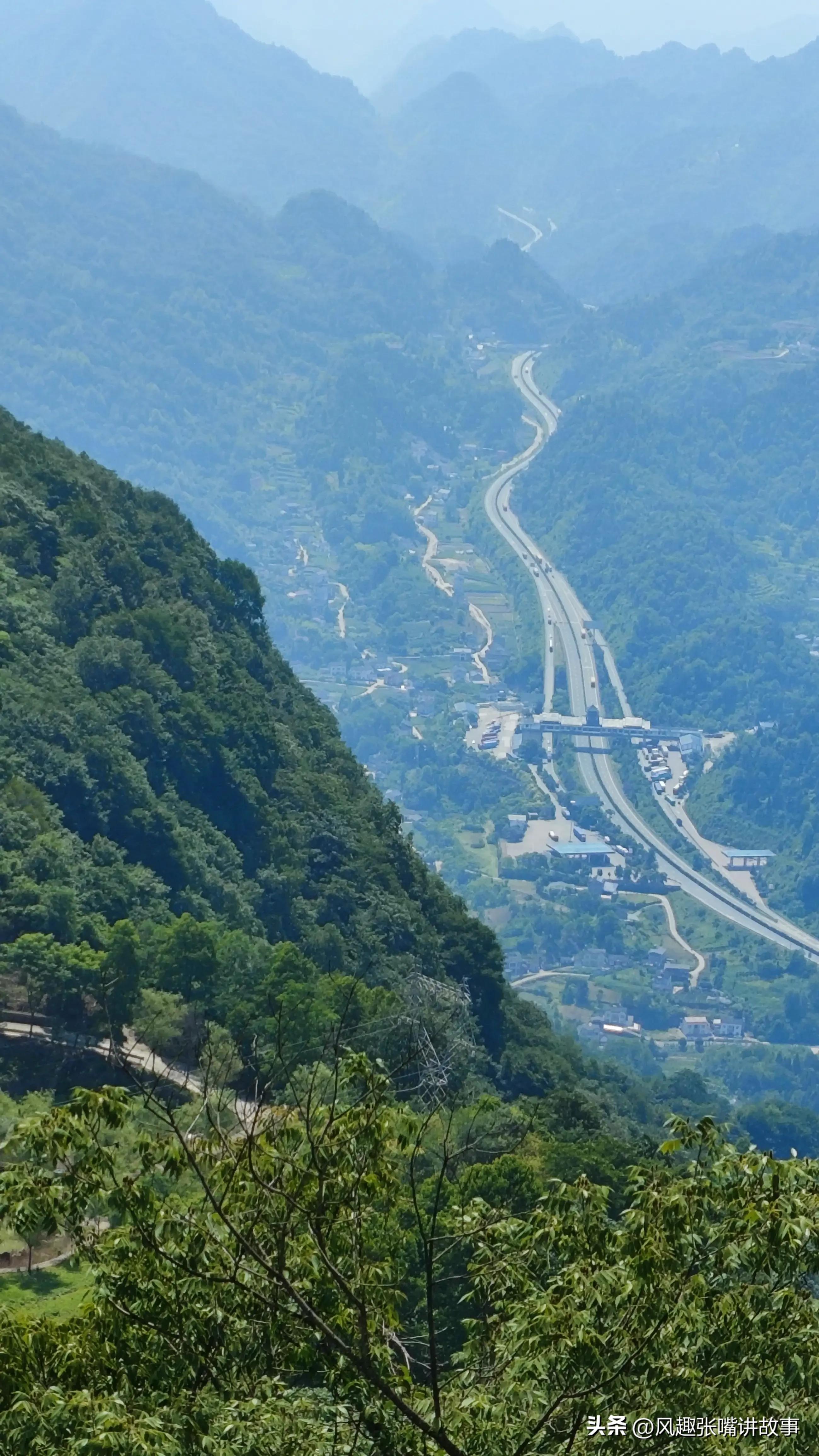 龙池山景区,龙池山庄的传说故事