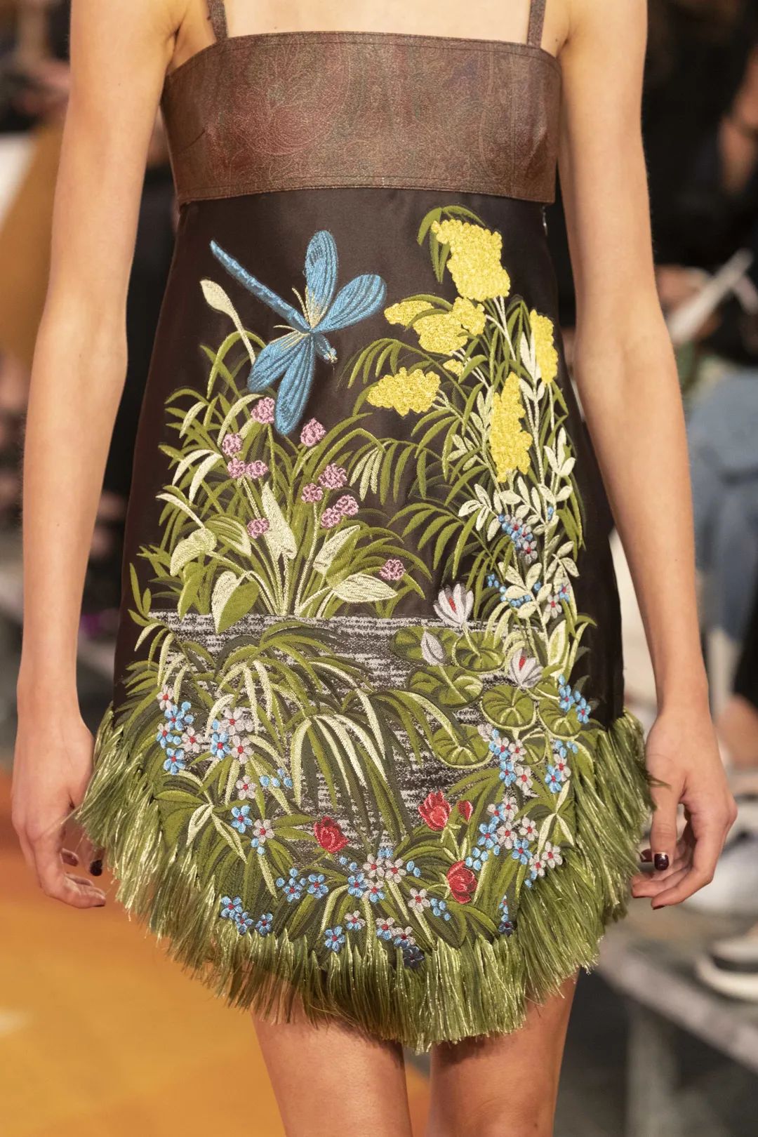 米兰时装周入选前十唯一华人,米兰时装周第一排坐的谁