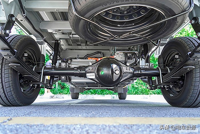 10万左右微卡,1万左右的电动微卡