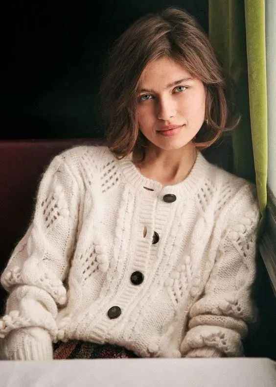 雅格狮丹x肖恩国际|针织开衫，穿出春日温柔感！