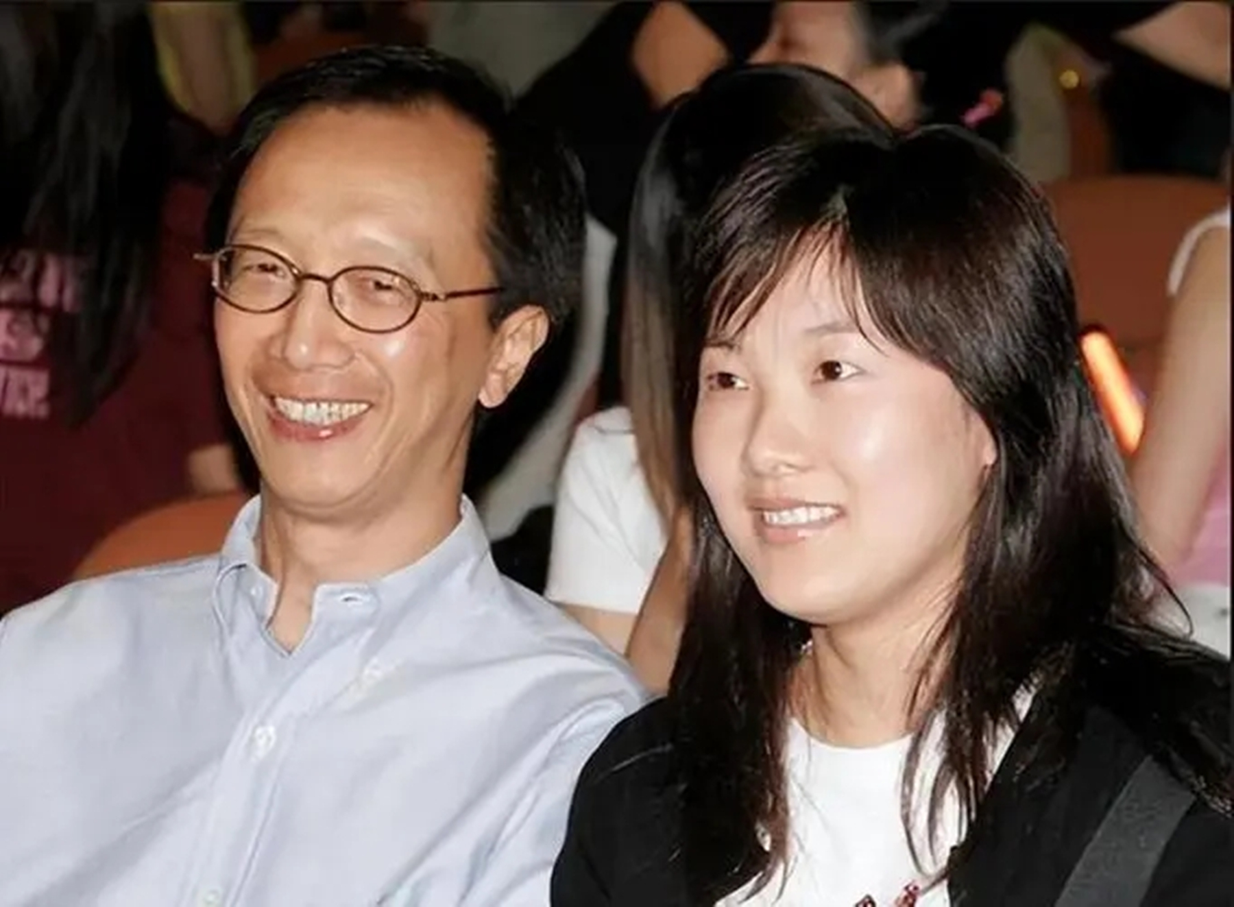 跳水冠军伏明霞老公是谁,跳水伏明霞老公身价