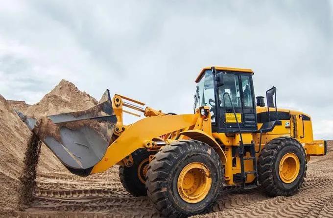 了解装载机安全操作步骤四部曲,装载机驾驶员安全驾驶口号