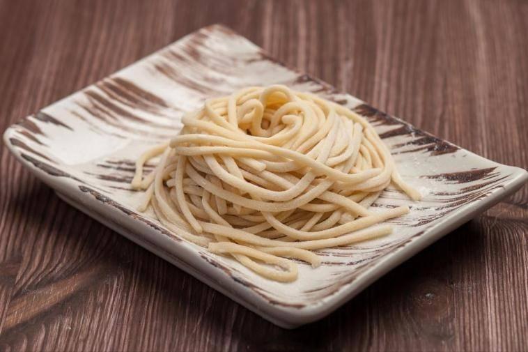 挂面大王陈克明,陈克明挂面创业故事视频