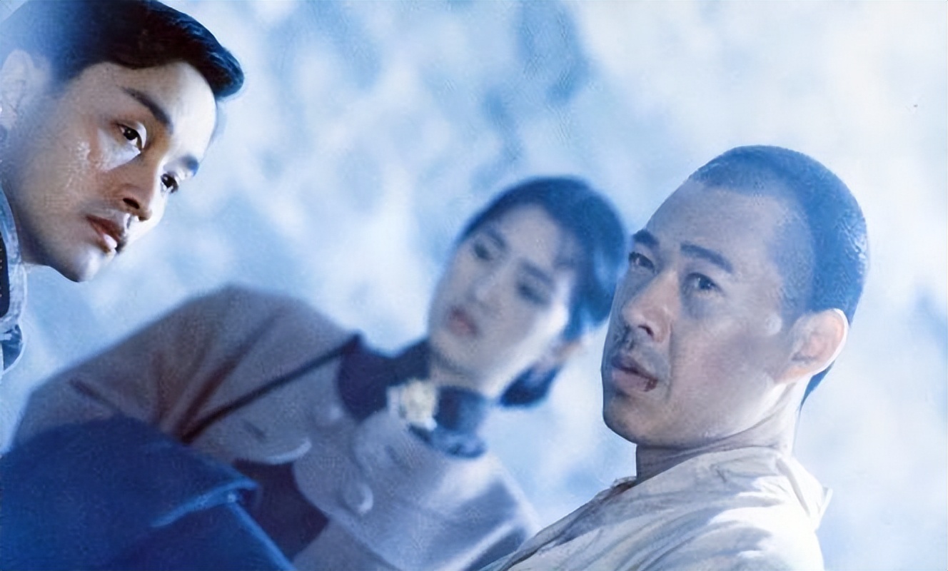 80年代一部爱情电影庐山恋,爱情经典电影庐山恋佳片欣赏