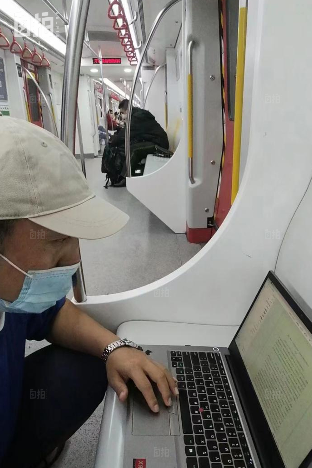 厨师考上南开博士逆袭成大学老师,自学厨师成为大学老师