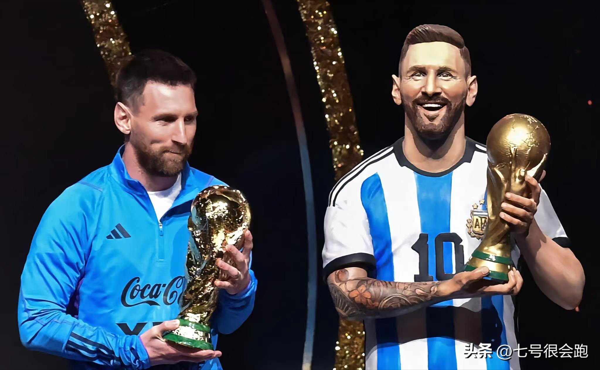 梅西慰问中国足球队,梅西国家队接受全场欢呼