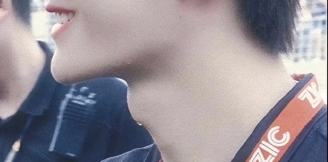 为什么不能随便摸男生喉结,为什么不要随便摸男生喉结