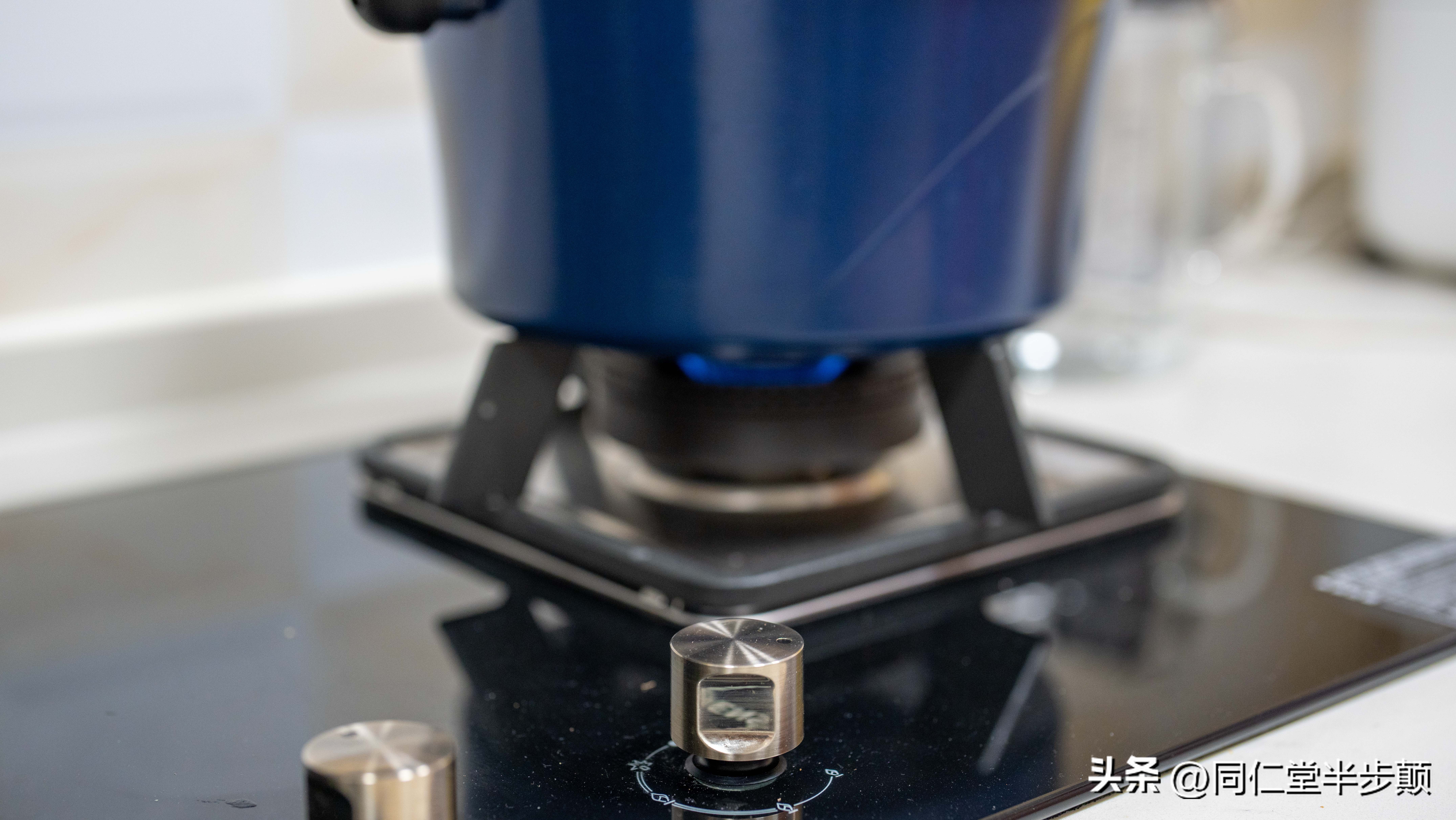 让所有还在挑选锅具的人知道你的名字：HAPPYCALL真空真鲜锅