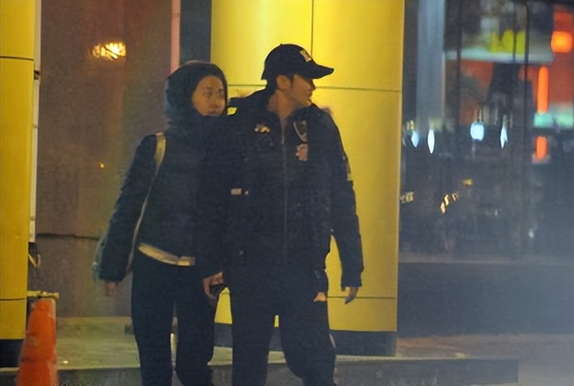 叶璇穿背心直播,叶璇直播穿背心