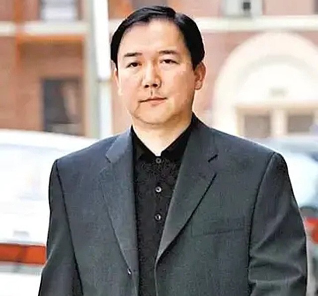 上海小伙成墨西哥毒枭,却未向中国贩毒,密室中成捆美钞垒成高台