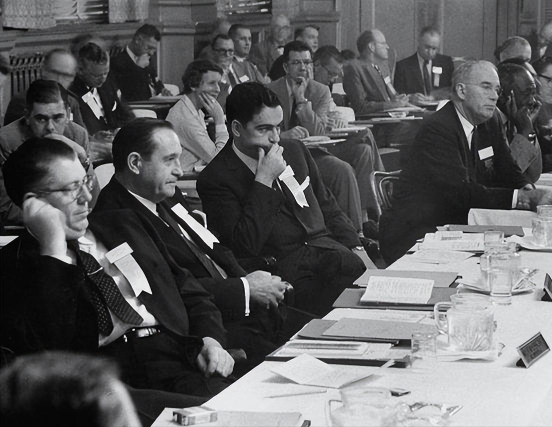 马歇尔计划的内容及历史作用,马歇尔计划的背景及意义