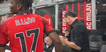 伊布挥手告别足坛再无大奉先,39岁伊布时隔近五年重返国家队