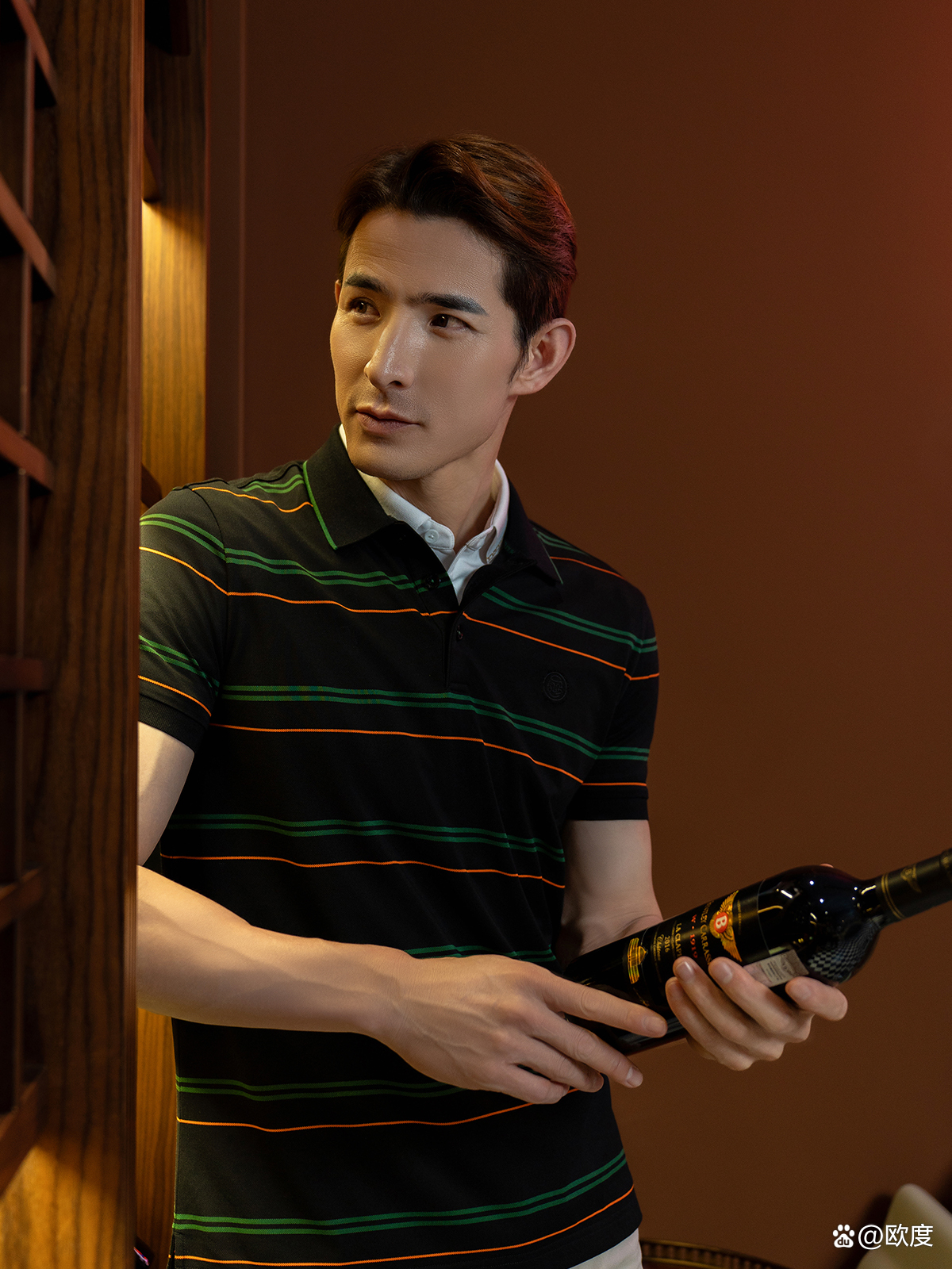 拒绝高温暴汗黏腻，这几款丝棉凉感翻领短T值得型男入手！