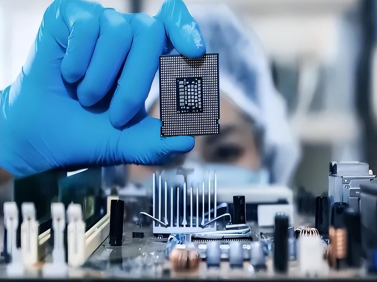 荷兰对中国光刻机的看法,荷兰禁止中国光刻机了吗