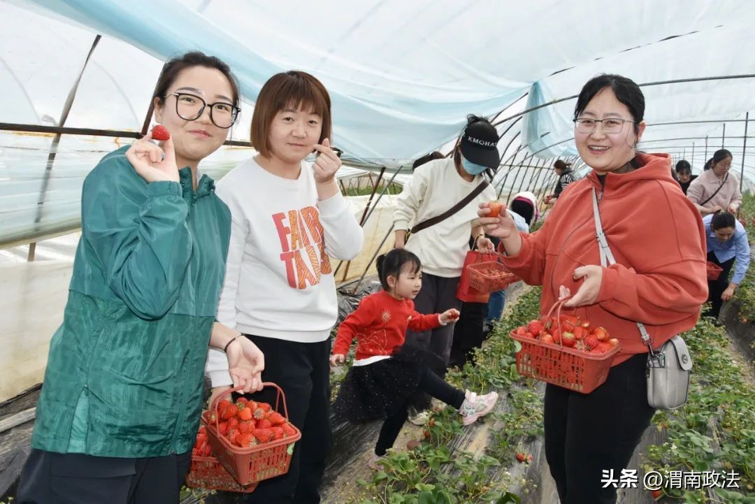 坚持政治建警打造五型警队,多措并举打造义警队