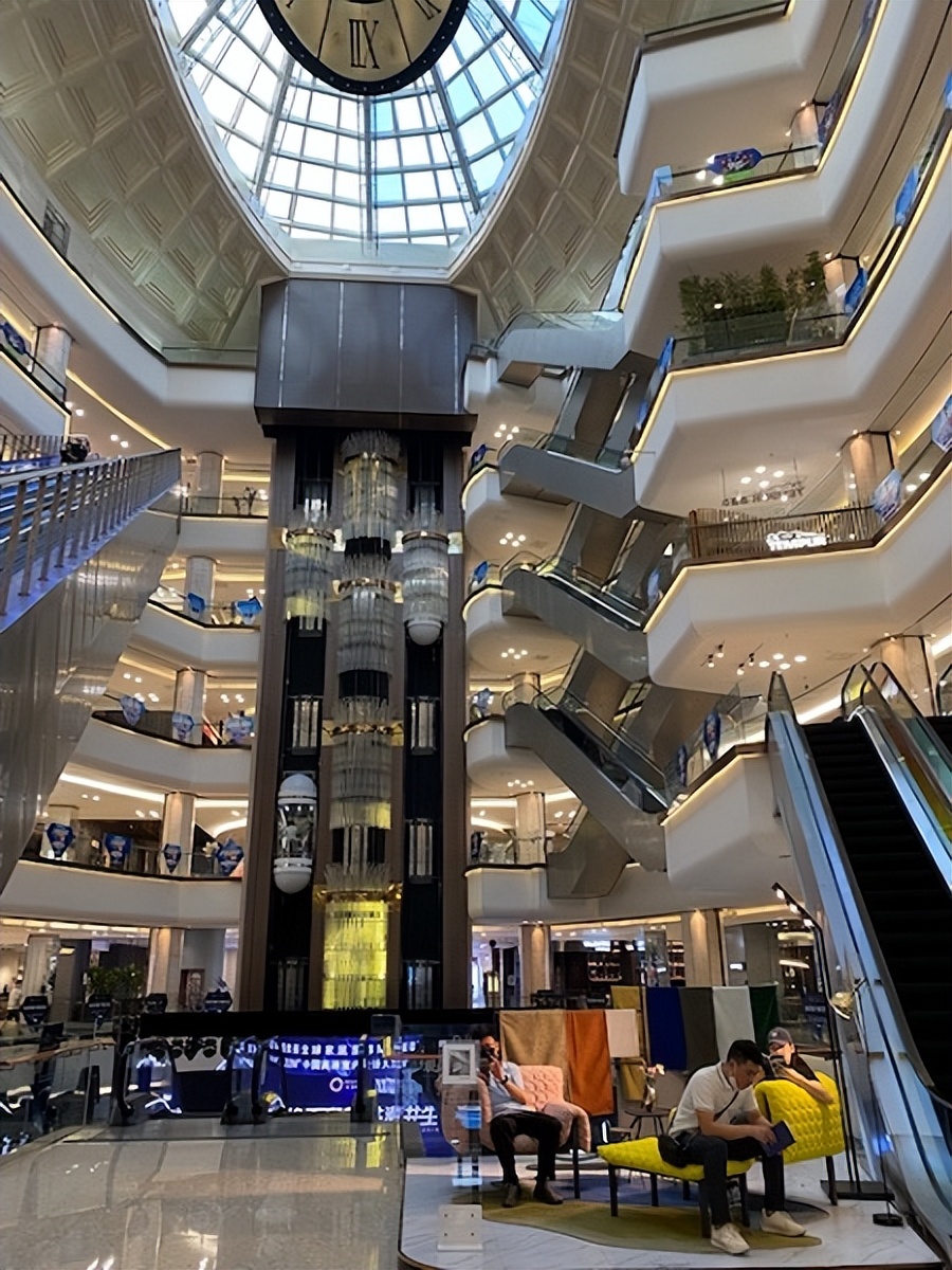 发力“首店优势”，这家顶流家居商场将全球新品带到“家门口”