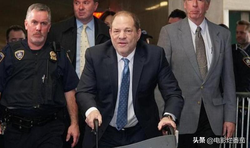 1万美金舔脚半小时?导演昆汀被曝恋足癖,影片多次出现脚的场景