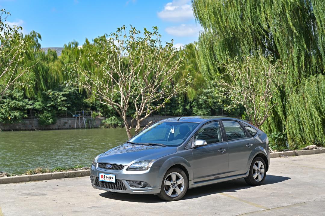 2.0手动挡车经典福克斯推荐,2万左右手动挡小钢炮福克斯