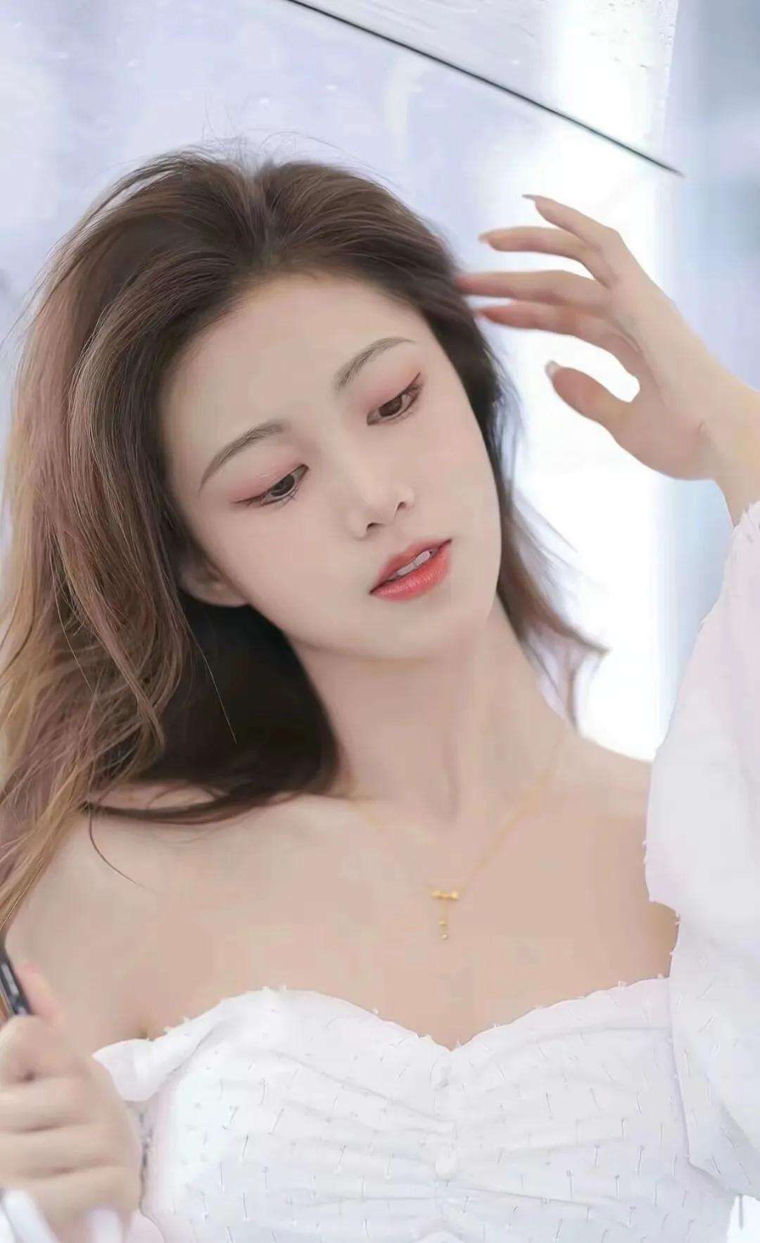 超清全网最好看的美女图片壁纸,360小鸟壁纸里的古风美女