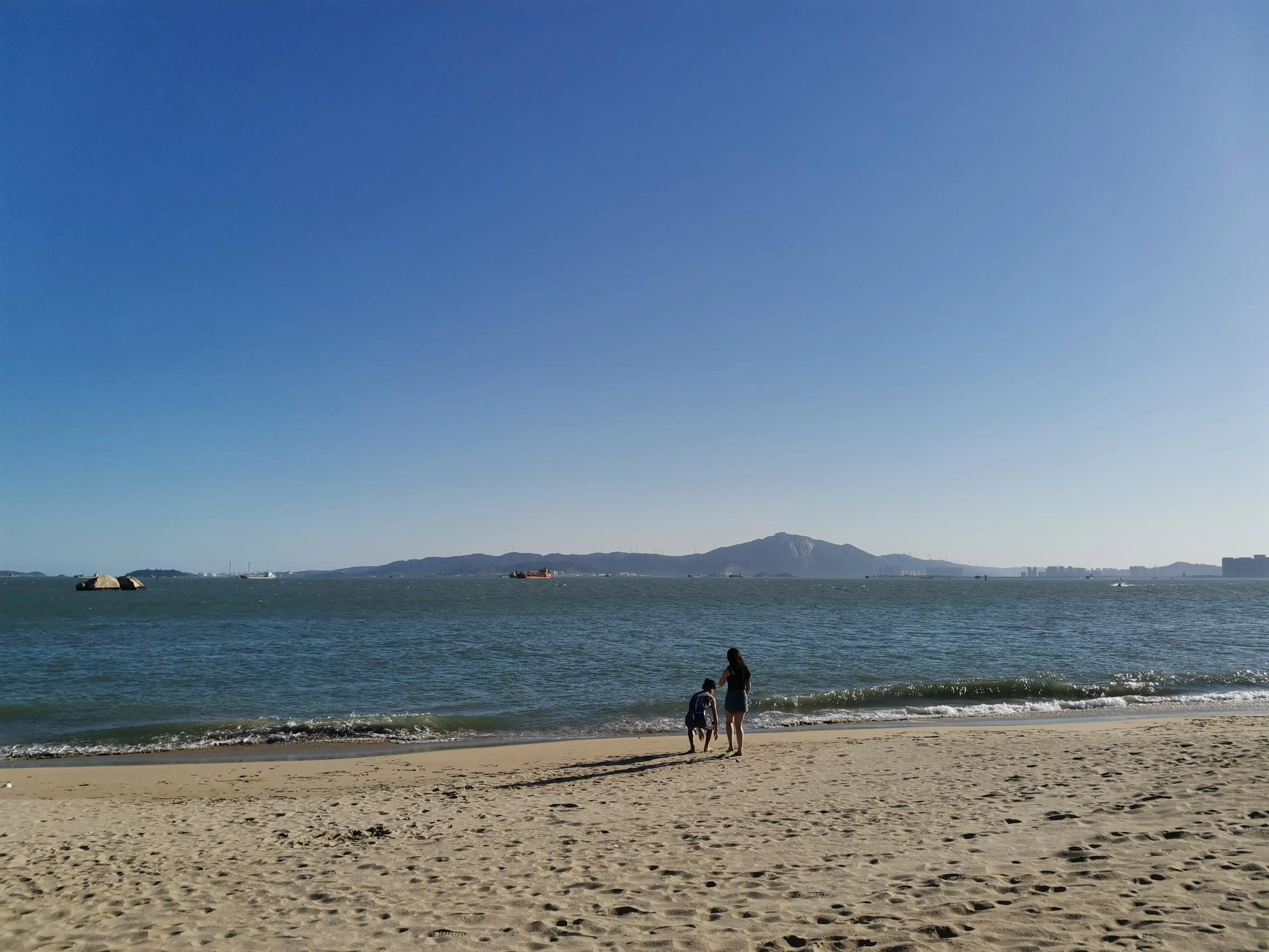 厦门的蓝天白云大海,厦门的海厦门的天空