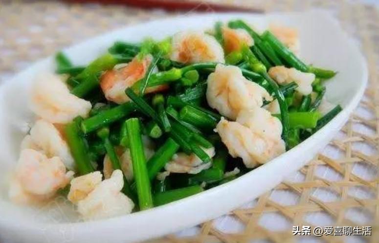 吃什么菜对腰恢复好,腰疼饮食要喝什么汤补腰