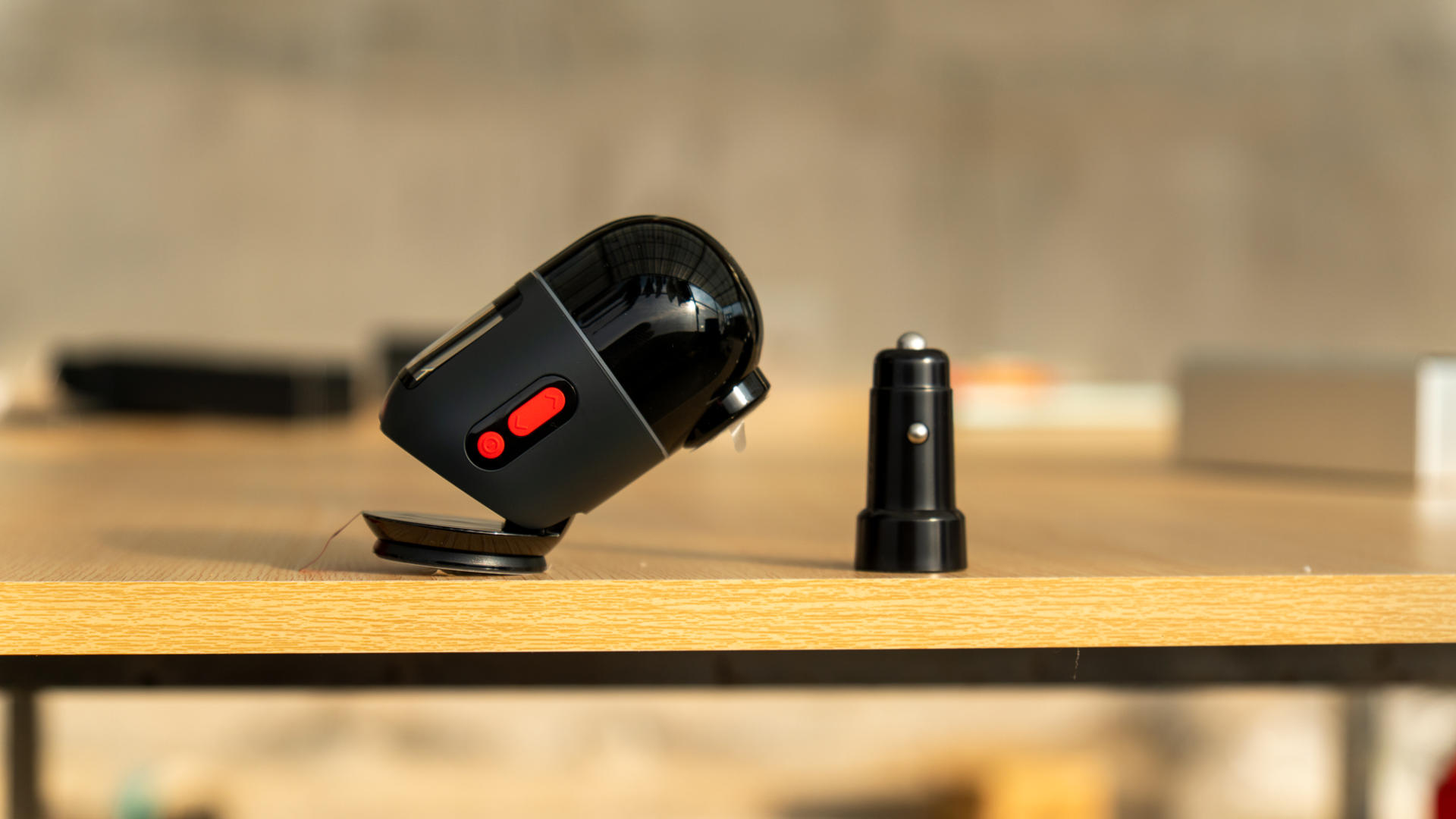 70迈云台行车记录仪测评,70迈智能云台行车记录仪x200黑灰