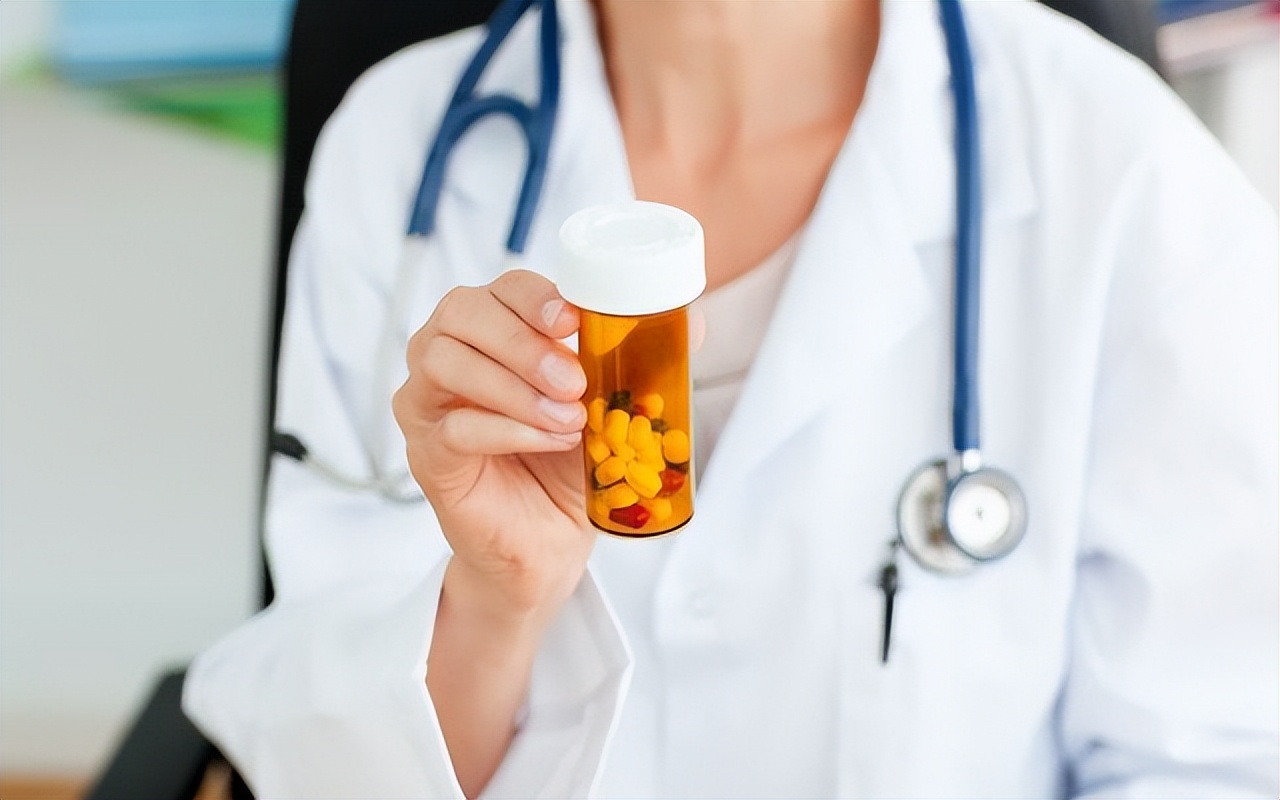 六类疾病可以通过性传播，医生劝告：思想开放的人，别胡作非为！