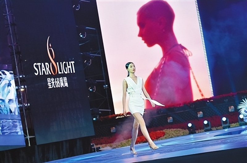 提振消费信心强力释放需求,优化消费环境提振消费信心