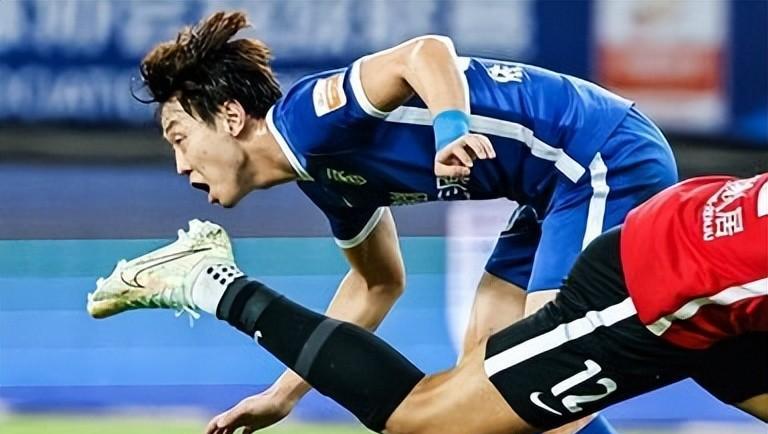 1米95丐版佩莱即将登陆天津！高准翼能防住吗？田径后卫顶替杨帆