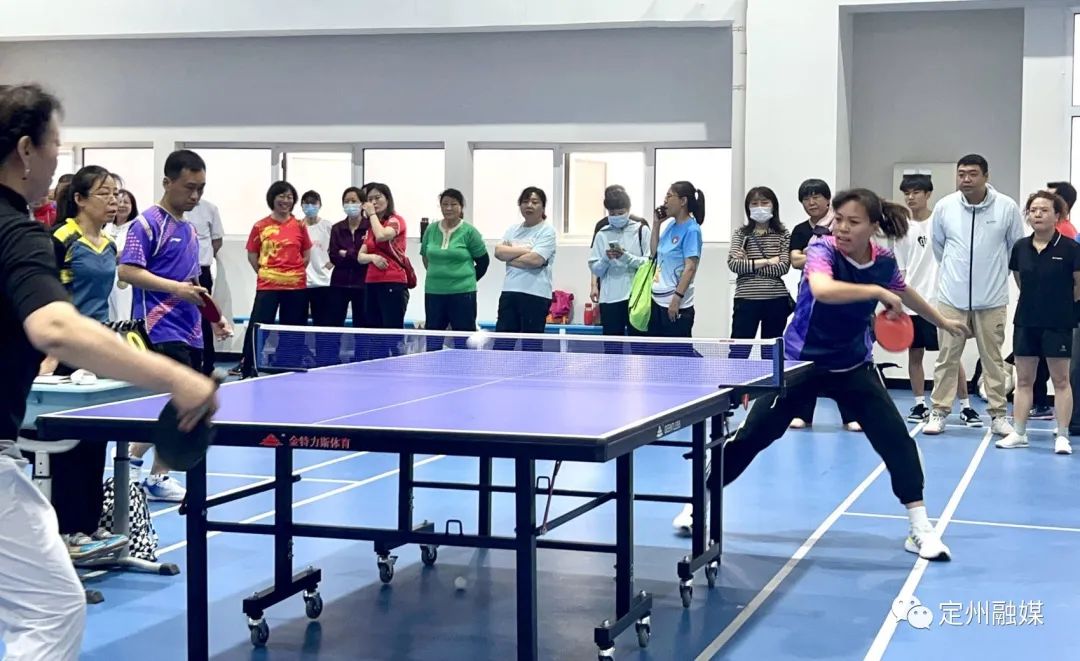 乒乓球比赛激烈场面的片段,乒乓球十一比0场面