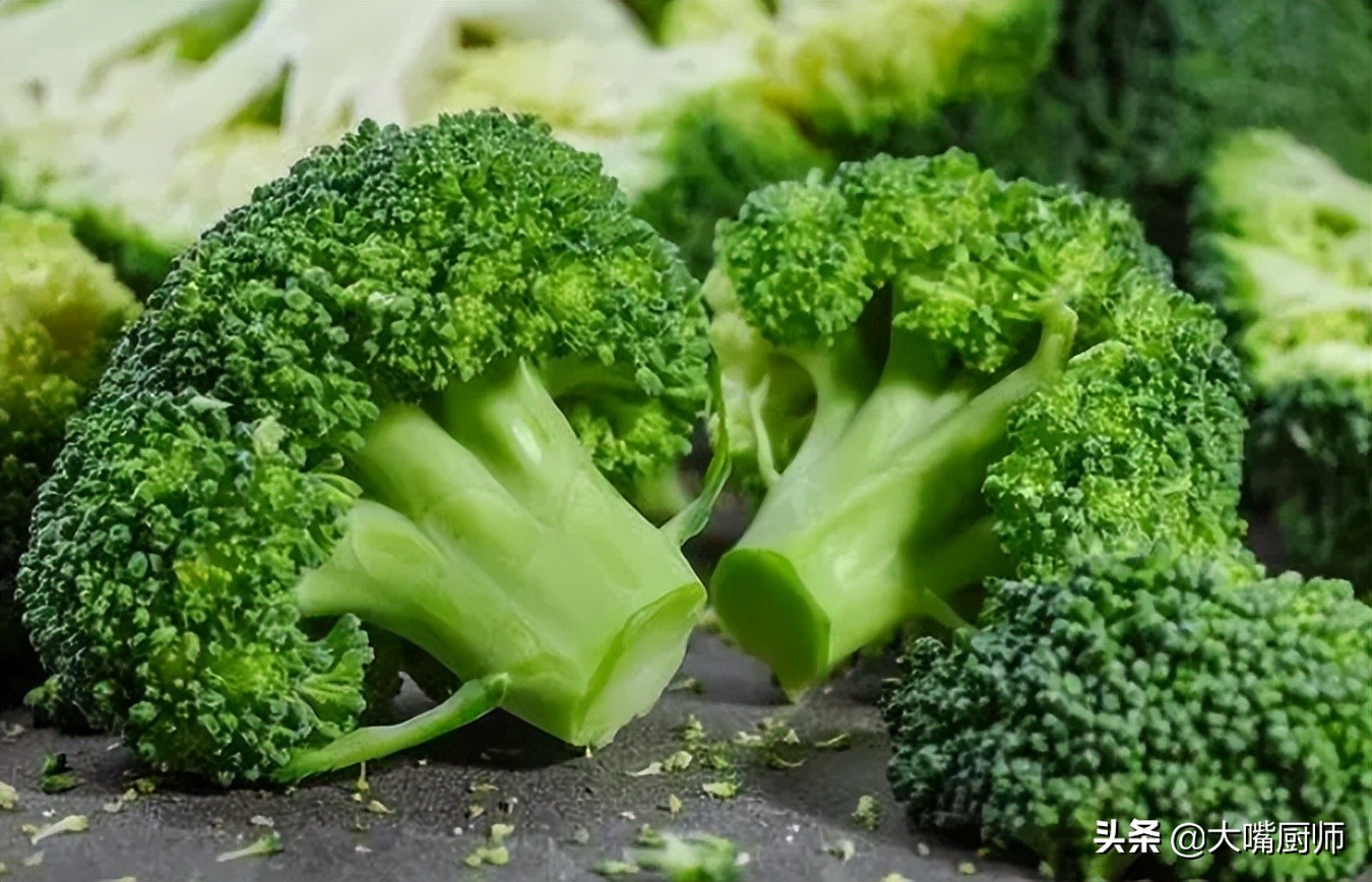 孩子长个子必吃芝麻核桃,小孩喝核桃牛奶对身体好