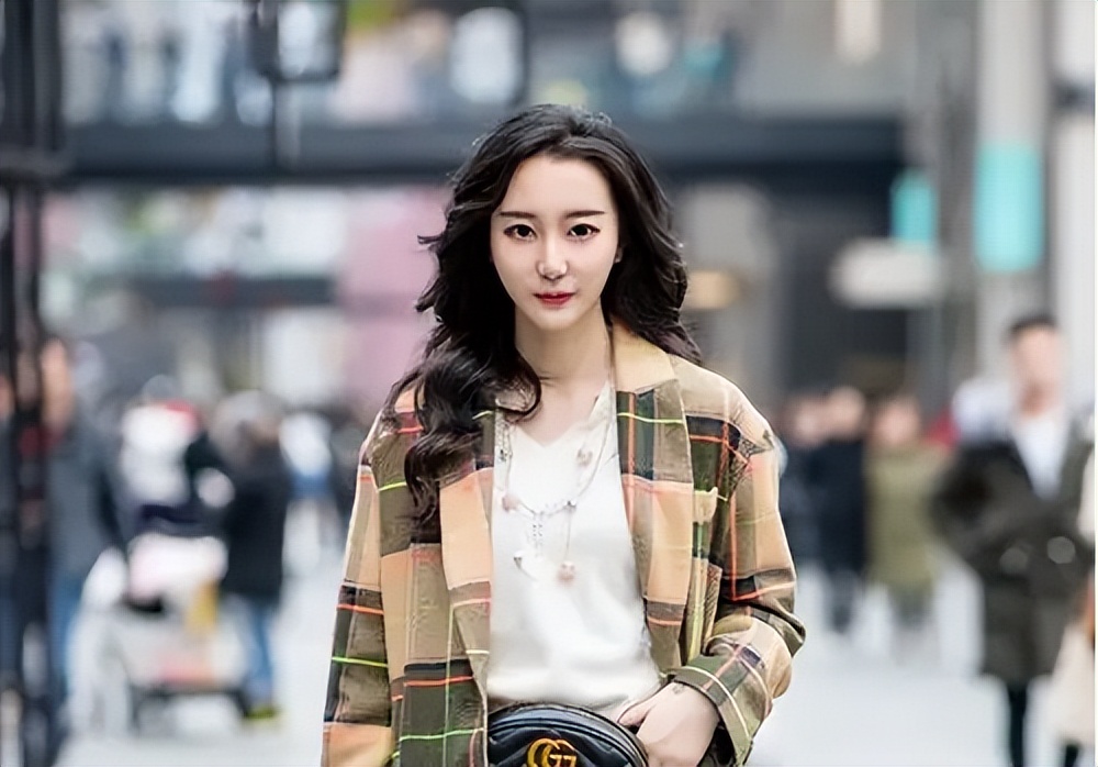 外阴白斑和外阴皮炎，不容小觑，千万别搞混了