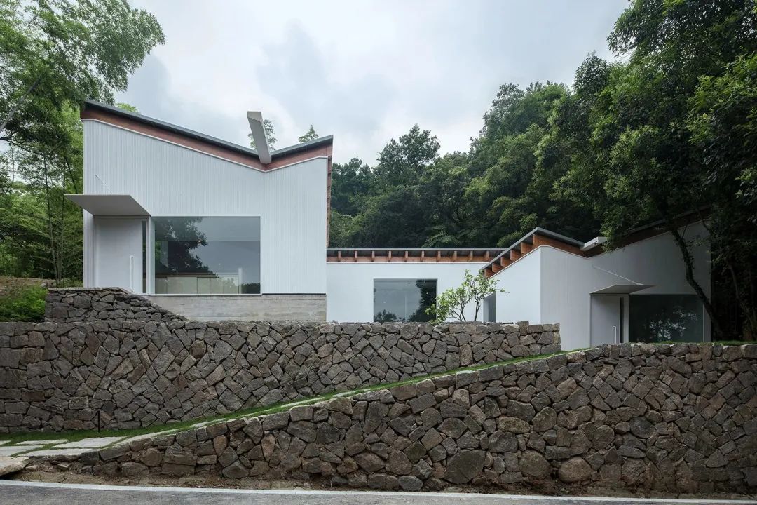 山村改造一处不错的民宿接待中心,2万元改造民宿