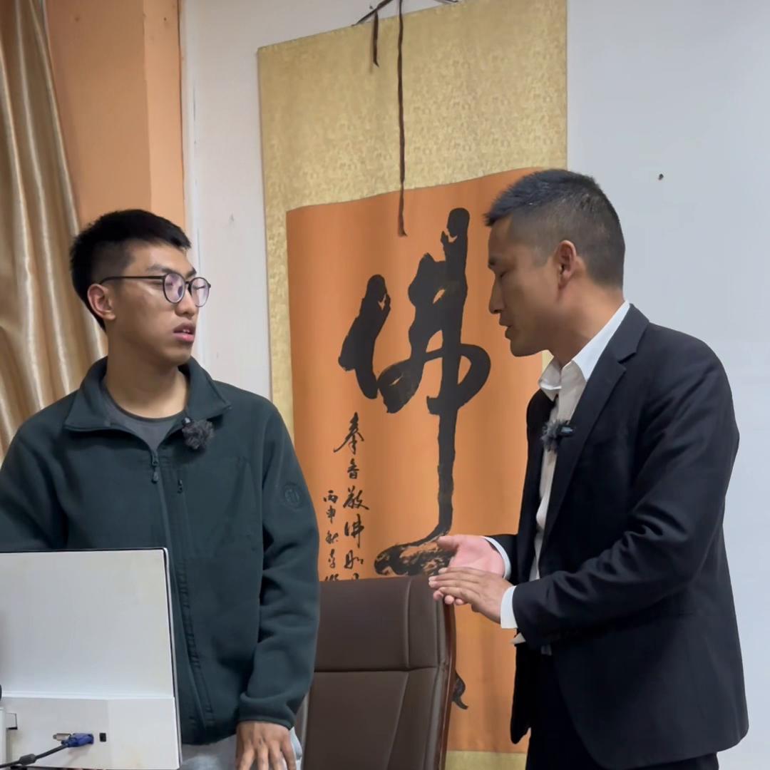 鑻辫彶灏艰开鎾曡啘,鑻辫彶灏艰开瑙嗛鍚庣画