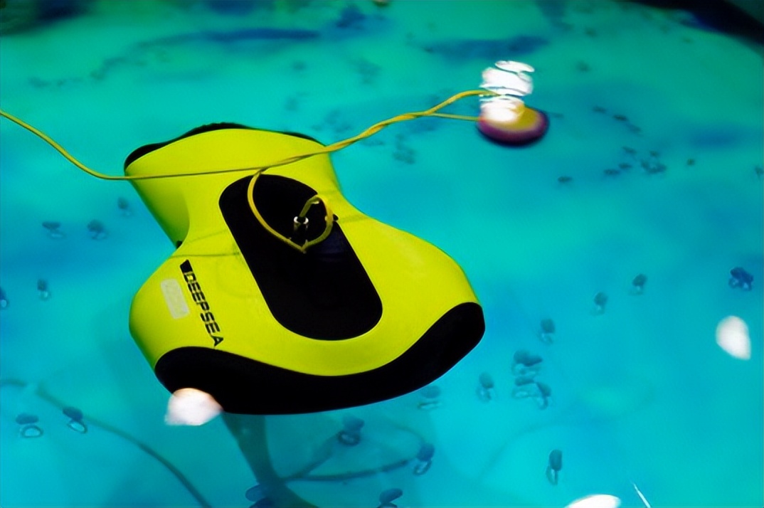 潜航机器人,潜航器机器人